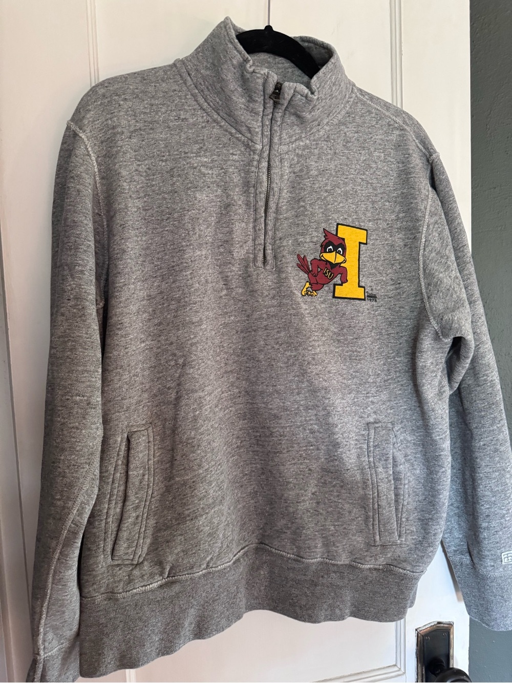 ISU Cyclones Women’s 1/4-zip Iowa State Pullover, Vintage Inspired - Large